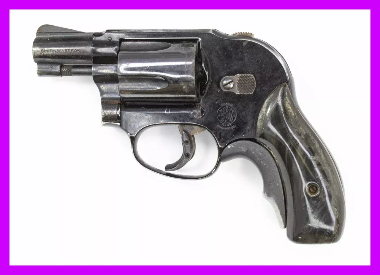 S&W Revolver 38, 38 Special 1 7/8 Barrel, Fixed Sights, Blue6678